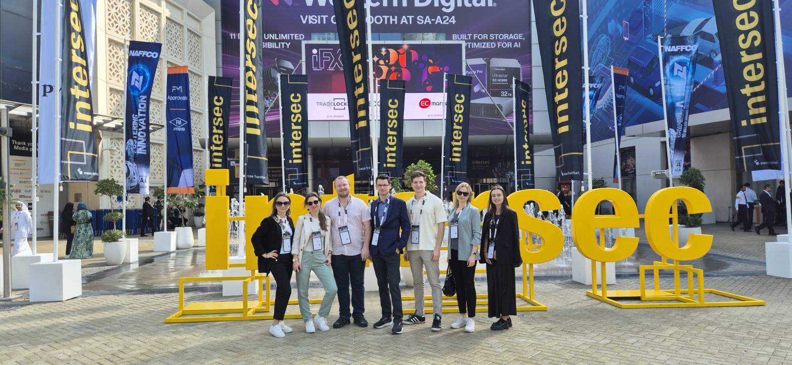 intersec.jpeg